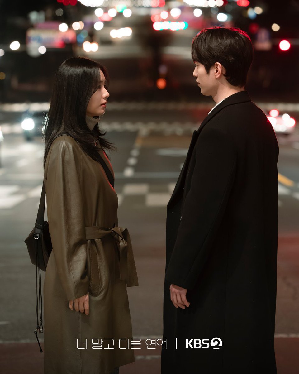 koreandrama_kei's tweet photo. ソガンジュンの彼女だったら口が裂けても嘘でも「別れたい」なんて言えないし、なんなら何があっても囲っておきたいので、ヒロインが別れを切り出した時点で「正気か？」となるwww10年交際して不満があることも分かるんだけど、相手ソガンジュンだよソガンジュン← #あなたとは違う恋愛 https://t.co/6XgrOMx9rn