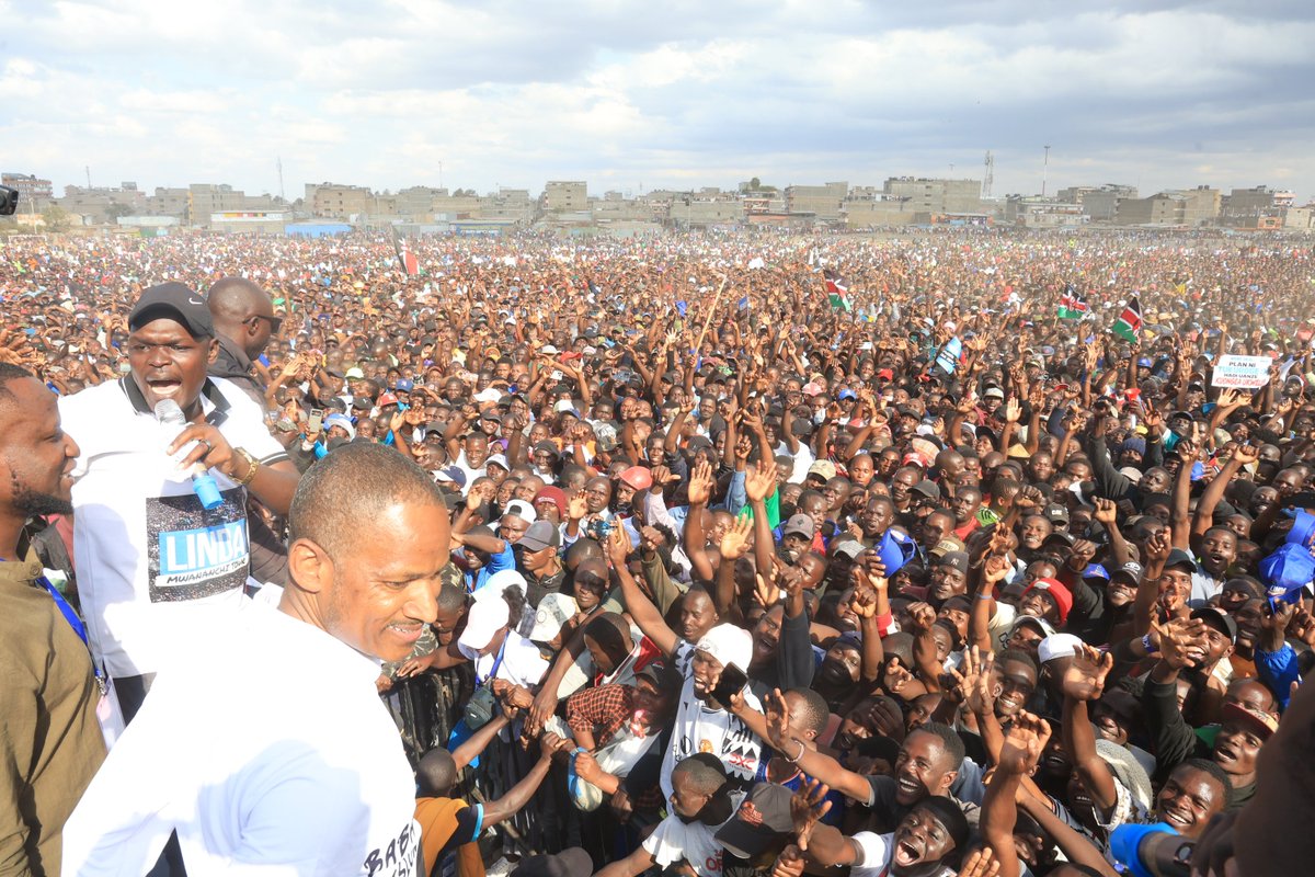 HEBabuOwino's tweet photo. Jacaranda nmejitokeza kweli kweli.
Thank you from deep down our hearts. https://t.co/5fGw9ZM99r