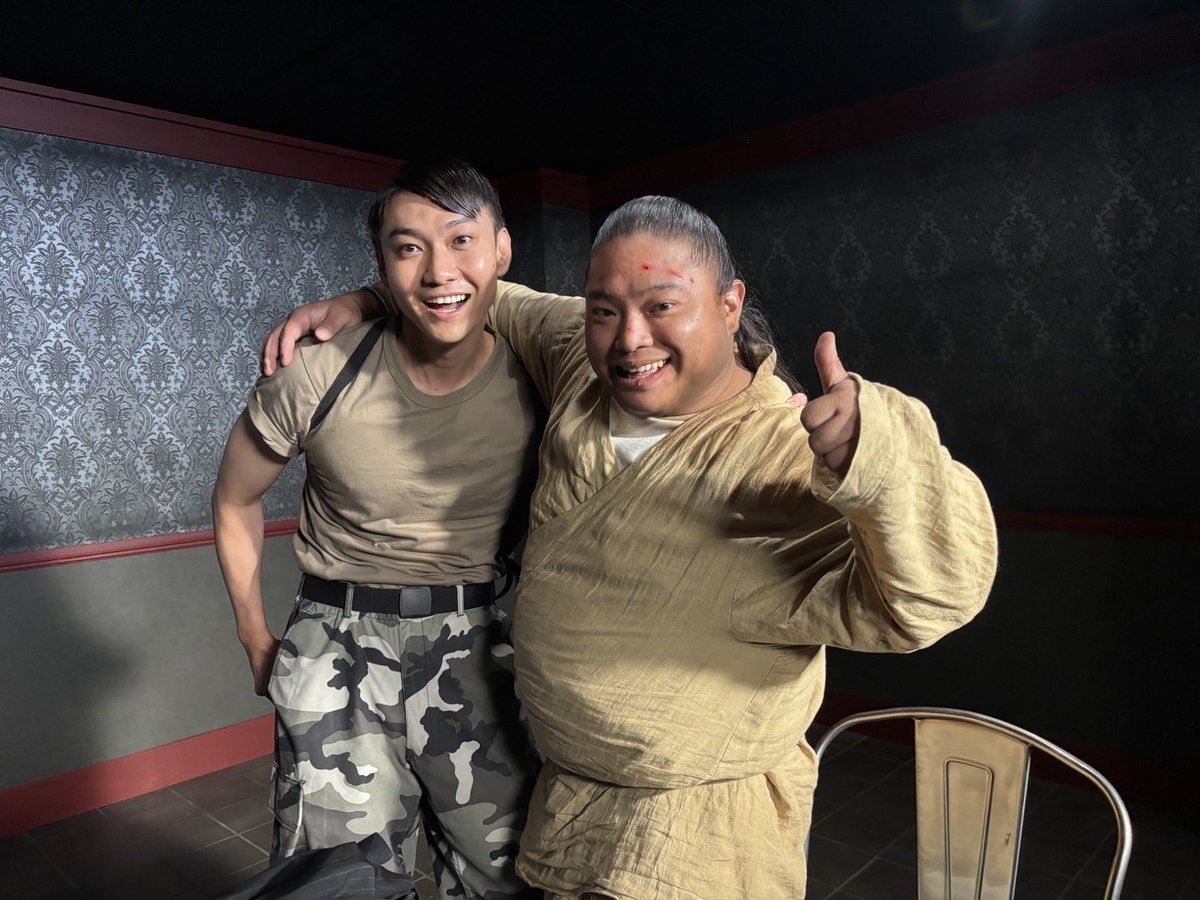 tomisakae411's tweet photo. #VIVANT 18話 ご視聴ありがとうございました！🙇‍♂️✨
写真は、#フードロスニキ でお馴染みの沈 俊宇（シン ジュンユー）役の髙崎俊吾くんとのオフショットです📸✨
同い年で仲も良く、プライベートで一緒に食事に行きましたが、米粒1つ残さない僕と同じ #完食ニキ でした🍴😋🍚 https://t.co/knznmnWHvy
