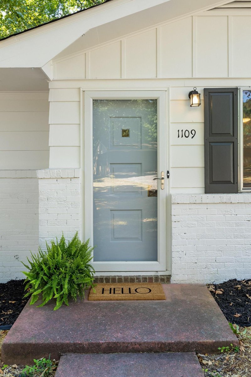 BenderRealtyTN's tweet photo. Bender Realty 423.472.2173
#behomewithbenderrealty https://t.co/t4AMpLxR7t