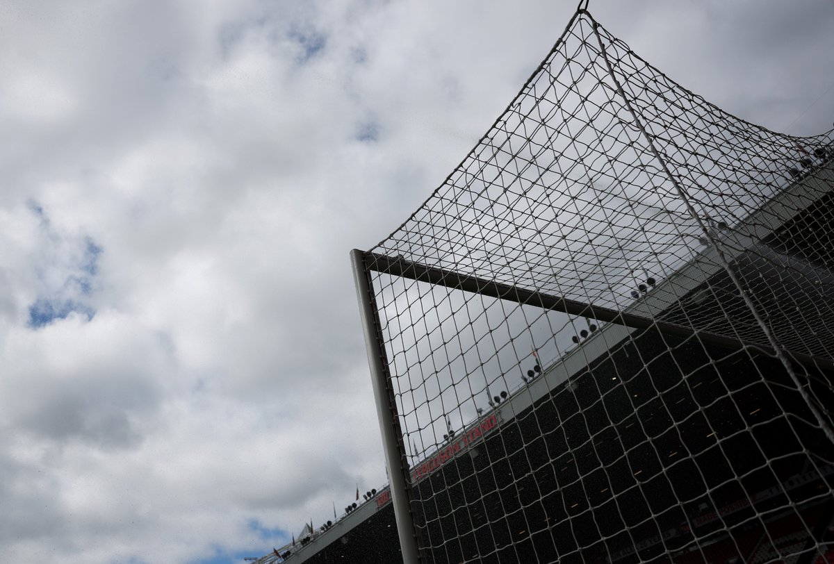 ManUtd's tweet photo. Old Trafford awaits 🏟️ https://t.co/StcrWWIQ9c