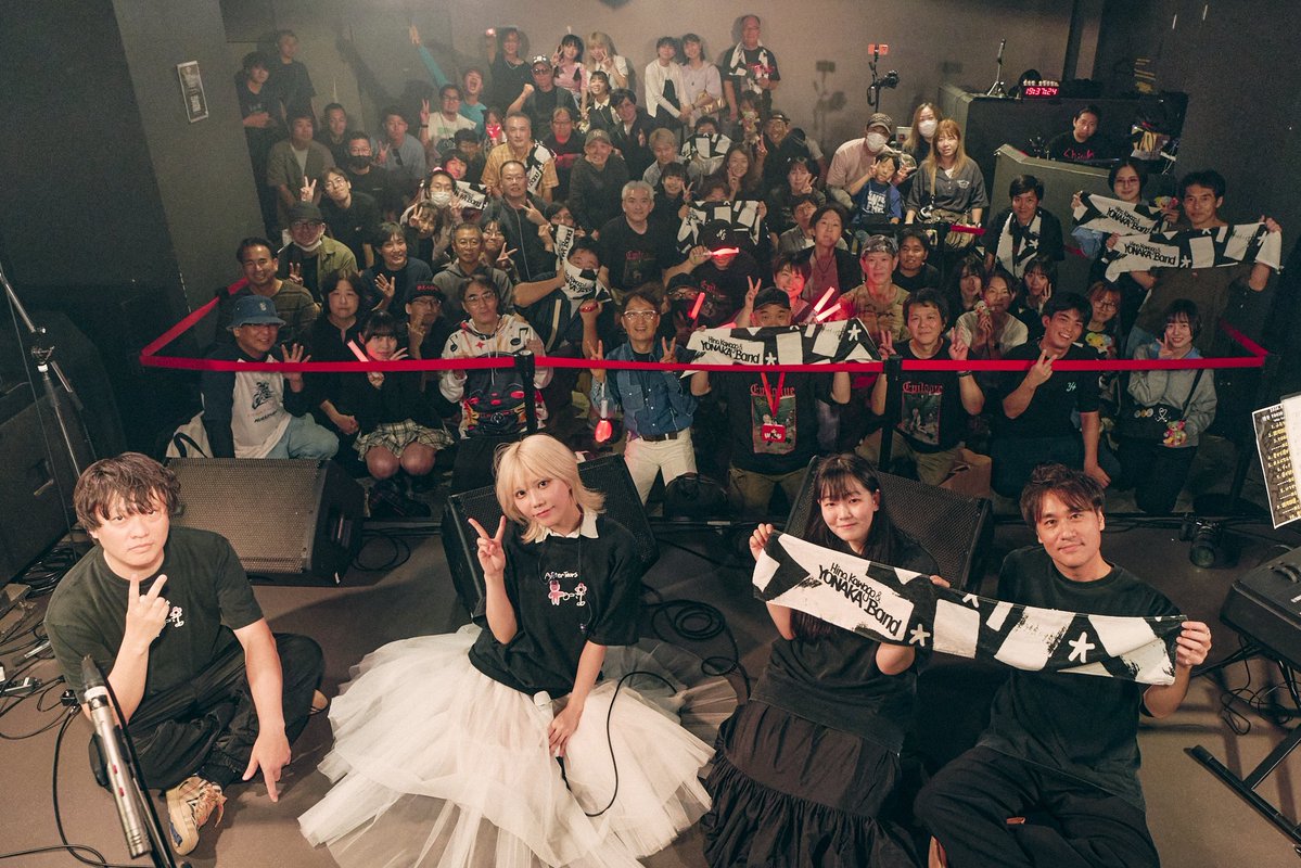 yonakaband_jp's tweet photo. 「After Tears 」にお越しいただいた皆様、ありがとう���ざいました。
とても素敵な夜になりました✨
皆様にとっても最高の一夜になっていると嬉しいです。
次回は、12/11(金) 渋谷チェルシーホテルです🏨皆様のご来場お待ちしております🌛
#AfterTears #YONAKA_Band https://t.co/LXHVNKNGiO