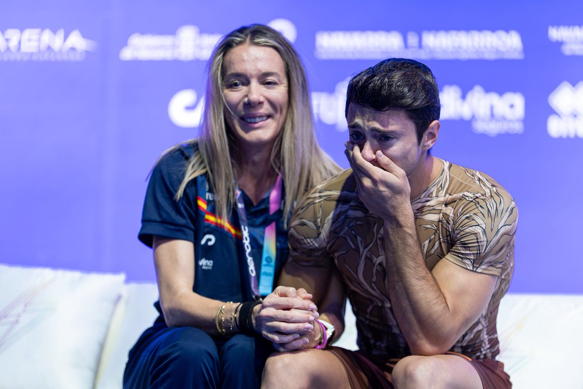 RFEGimnasia's tweet photo. ¡¡LO HA VUELTO A HACER!! 🤩 

🇪🇸 Miquel Mañé revalida su título de CAMPEÓN DEL MUNDO absoluto 🇪🇸

👑 2021🥇
👑 2024🥇
👑 2026🥇

Simplemente IMPRESIONANTE! 🙌🏼 #AERWorlds2026 ⚡️ https://t.co/2d2la4qofG