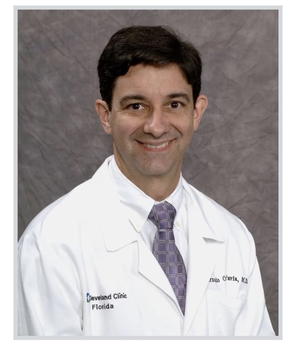 CCFL_GIFellowsh's tweet photo. #CCFLGI 🌟Faculty Spotlight: Dr. Fernando Castro.
Our PD since Day 1 in 2004! 🩺 From 2 fellows then ➡️ 12 today, Dr. Castro has spent 20+ years building, teaching &amp; mentoring generations of GI fellows. 💙 https://t.co/0wEqVemrvL