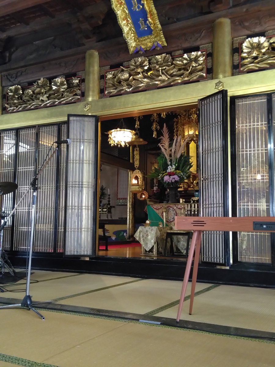 rhythms_uozumi's tweet photo. 本日、ボーカル #Saku が #寺子屋JAM に出演しました！

お越しいただいた皆様ありがとうございました🙇

@Saku_vocal https://t.co/r4fvtrec3q