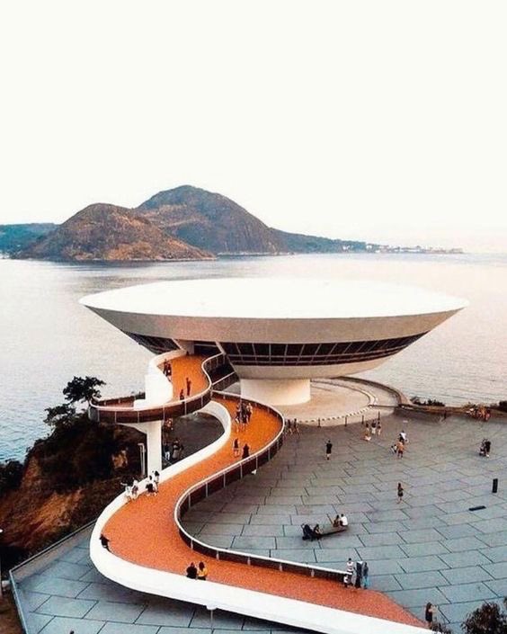 SciFiArchives's tweet photo. The art of Brazilian architect Oscar Niemeyer. The master of the curve. https://t.co/k1ZENeb8JJ