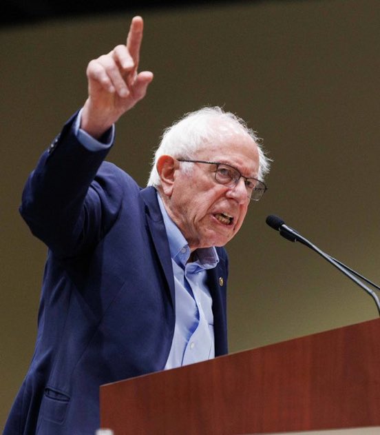 DailyLoud's tweet photo. Bernie Sanders has introduced a new bill that would reduce the standard US work week to 32 hours instead of 40.

If it gets fully implemented, anyone working past the 32 hour mark would get mandatory overtime pay. https://t.co/Rc5alKsZvU