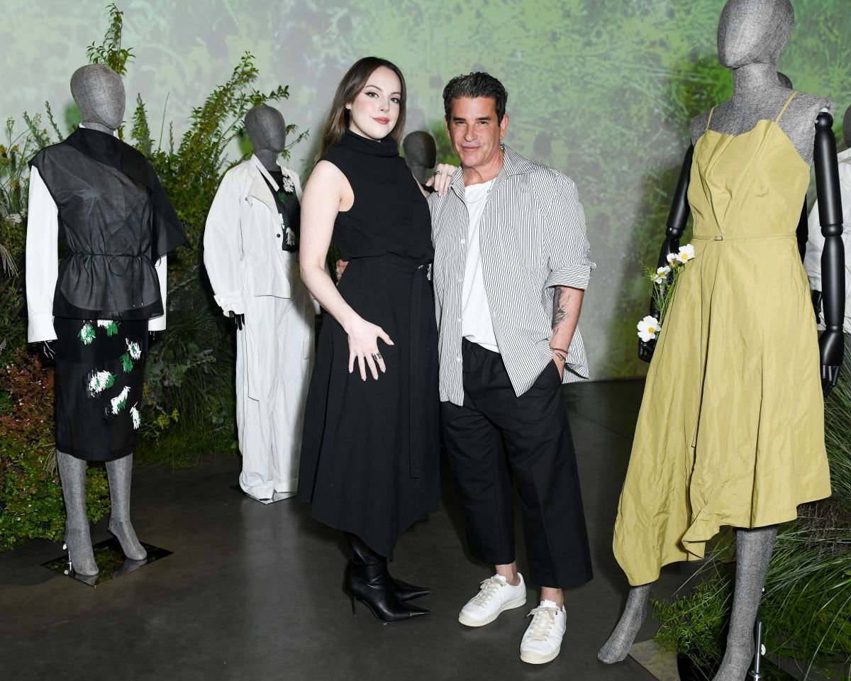 lizstaffbr's tweet photo. Mais registros de Liz Gillies no evento de Derek Lam, no NYFW. 📸 https://t.co/3gJxRqE0iW