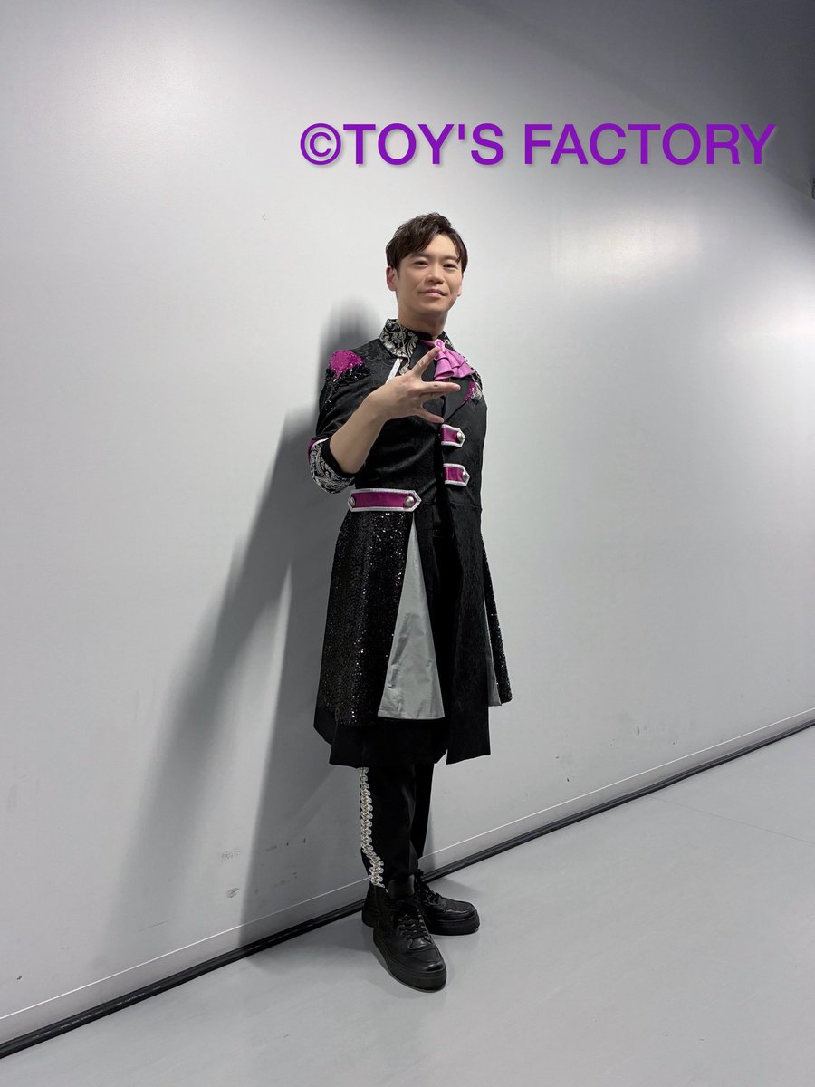 tf_VoiceStaff's tweet photo. 【古川慎】本日、「THE IDOLM@STER SideM 11thSTAGE ～EVER EVER＠FTER～」DAY2に出演させていただきました。
ありがとうございました！

 #SideM11th_day2 #SideM https://t.co/4w7DpEPliX