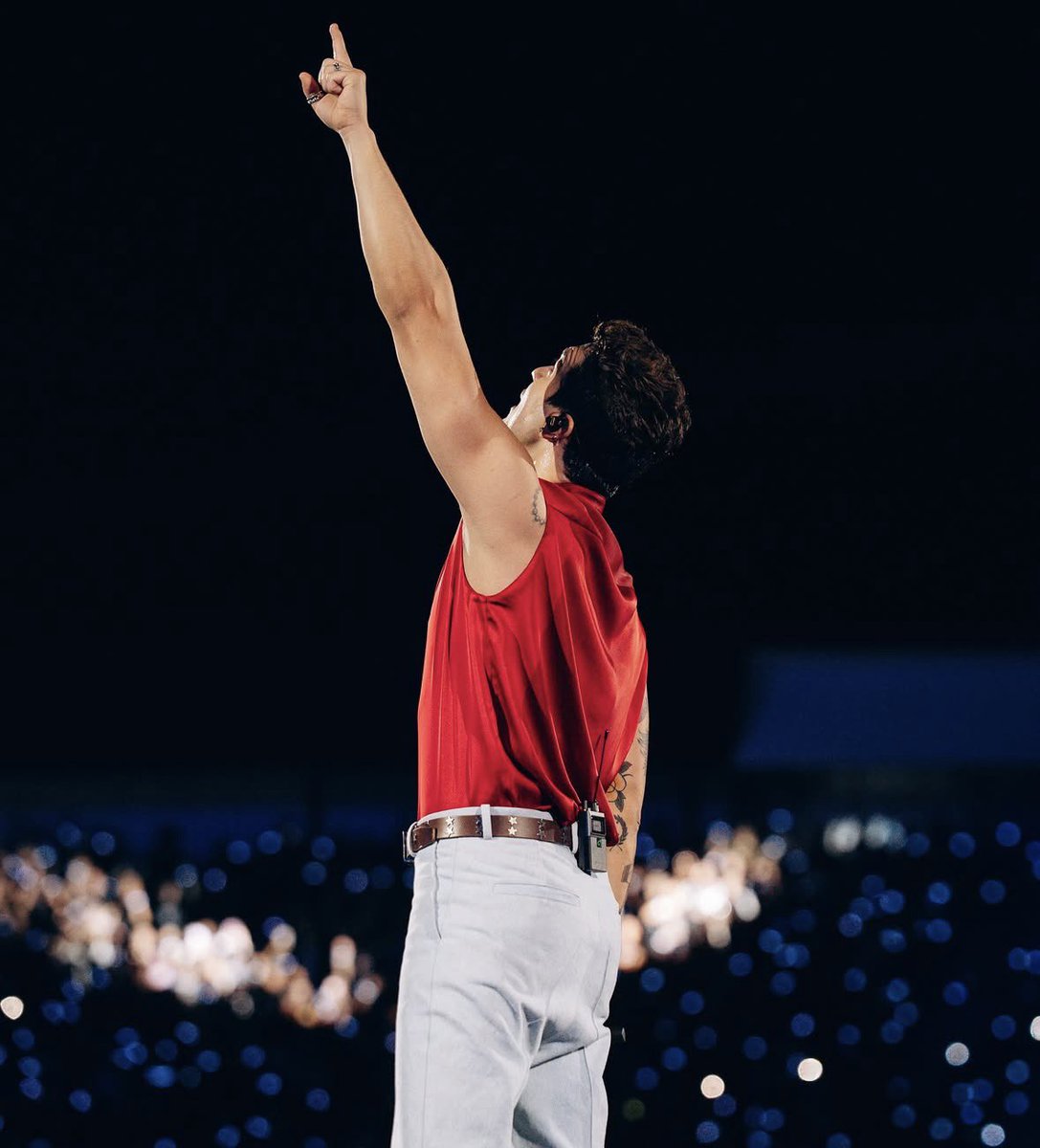 luanrmengo's tweet photo. vem de vermelho to passando mal 🥵 https://t.co/i5DfeEcM37