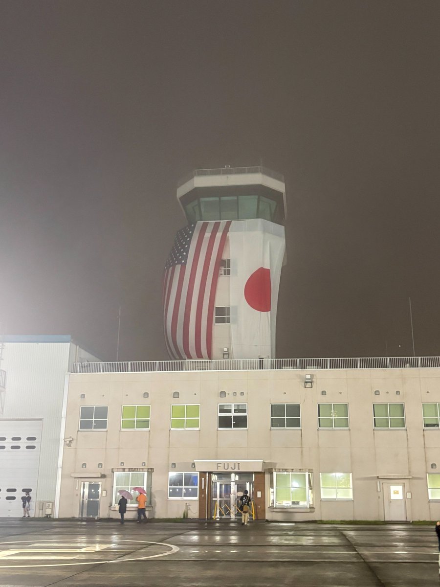 ShinfumeX's tweet photo. 2026.09.12 NAF厚木航空基地 盆踊り2026@ 厚木基地→在日米海兵隊 キャンプ富士 FF2026@海兵隊 キャンプ富士

厚木基地盆踊りから、キャンプ富士のFFへ。米軍基地イベントをはしご。HSM-77/HSC-12は航海中で展示はHSM-51。今年はドラえもんでした。 その後、キャンプ富士へ。楽しかった！#厚木基地 https://t.co/MvDfGATIhp