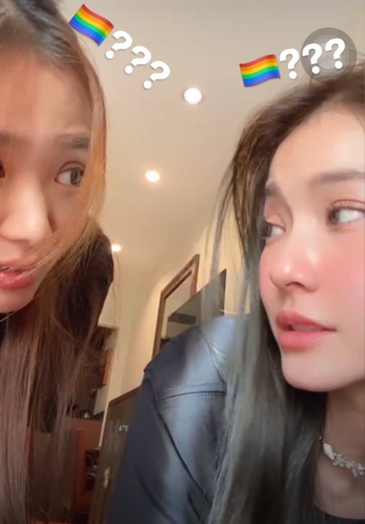 ESTHERWON22's tweet photo. @meowntf yg terakhir kaya anak dipaksa emaknya foto wkwk😭😭 https://t.co/QPy4TNj7Tf