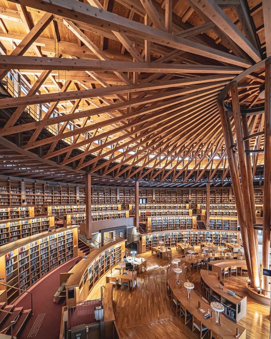 SciFiArchives's tweet photo. Japan does libraries like no one else https://t.co/5sunyjTber