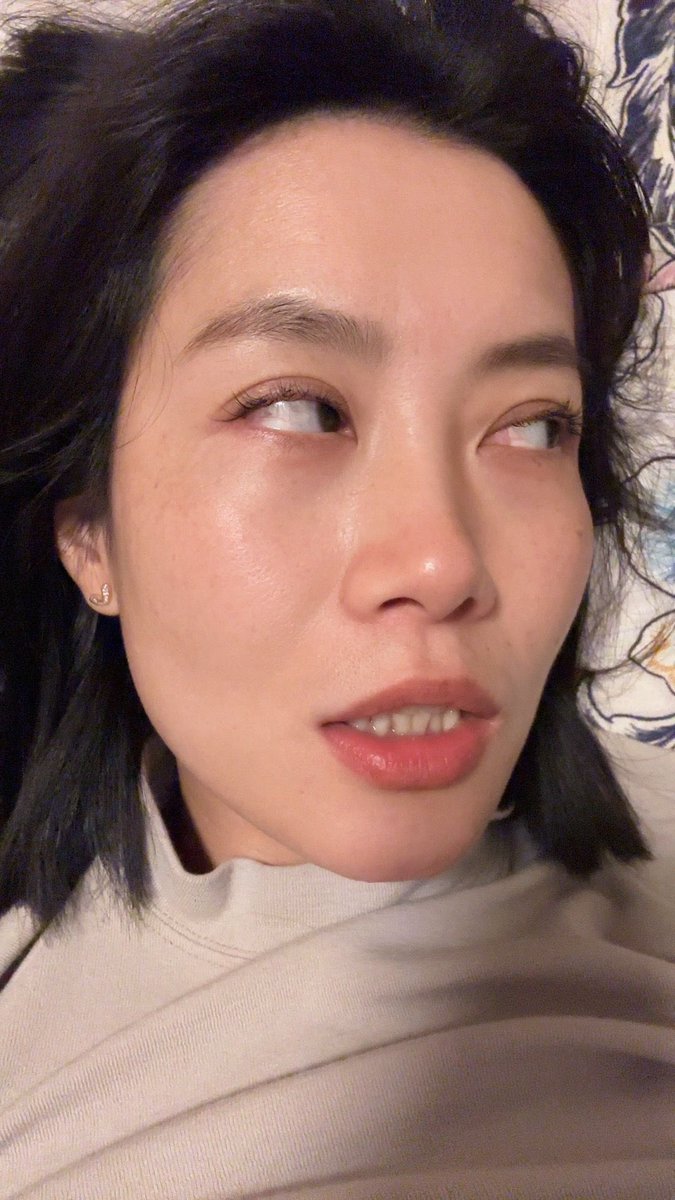 InTaddeotv's tweet photo. 刚吹完蜡烛三十六岁啦 https://t.co/w6aDnOPgSF