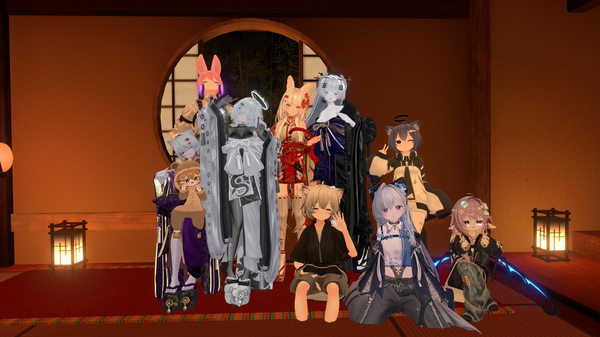 minamon_vrchat's tweet photo. よひらさん、ルトさん、らぎちゃんとお写真！！
#VRCおうまがとき https://t.co/UFoKW3B6aI