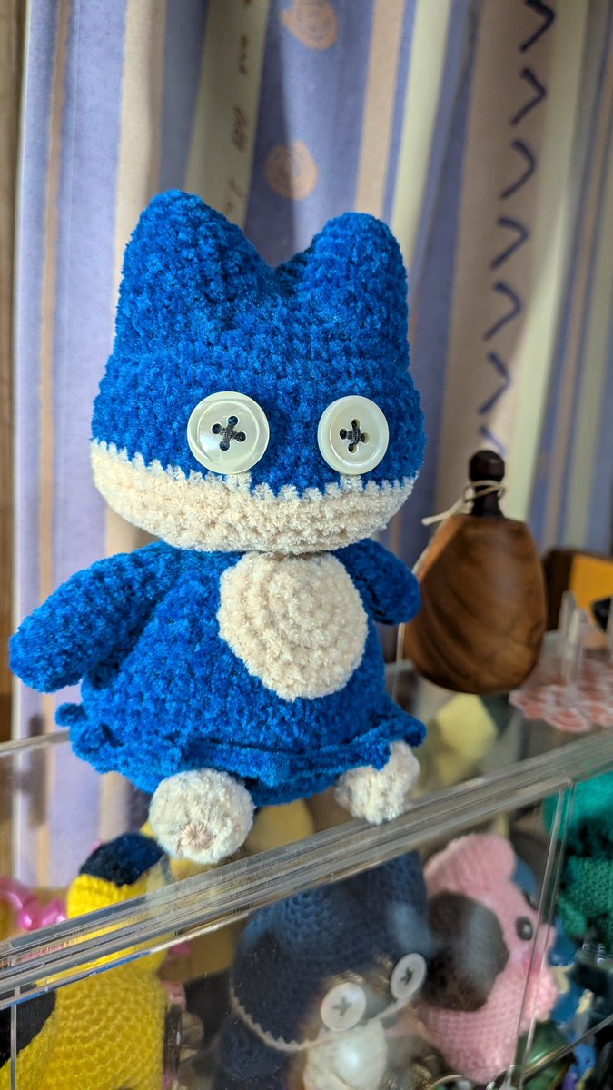 bengo_crochet's tweet photo. "あみぐるみが編みたくなる糸"で初めて作品を完成させることができました✨️
編み目が全然見えなくて苦戦しましたが、こころのめでがんばりました🔥 https://t.co/t675Jji0H0