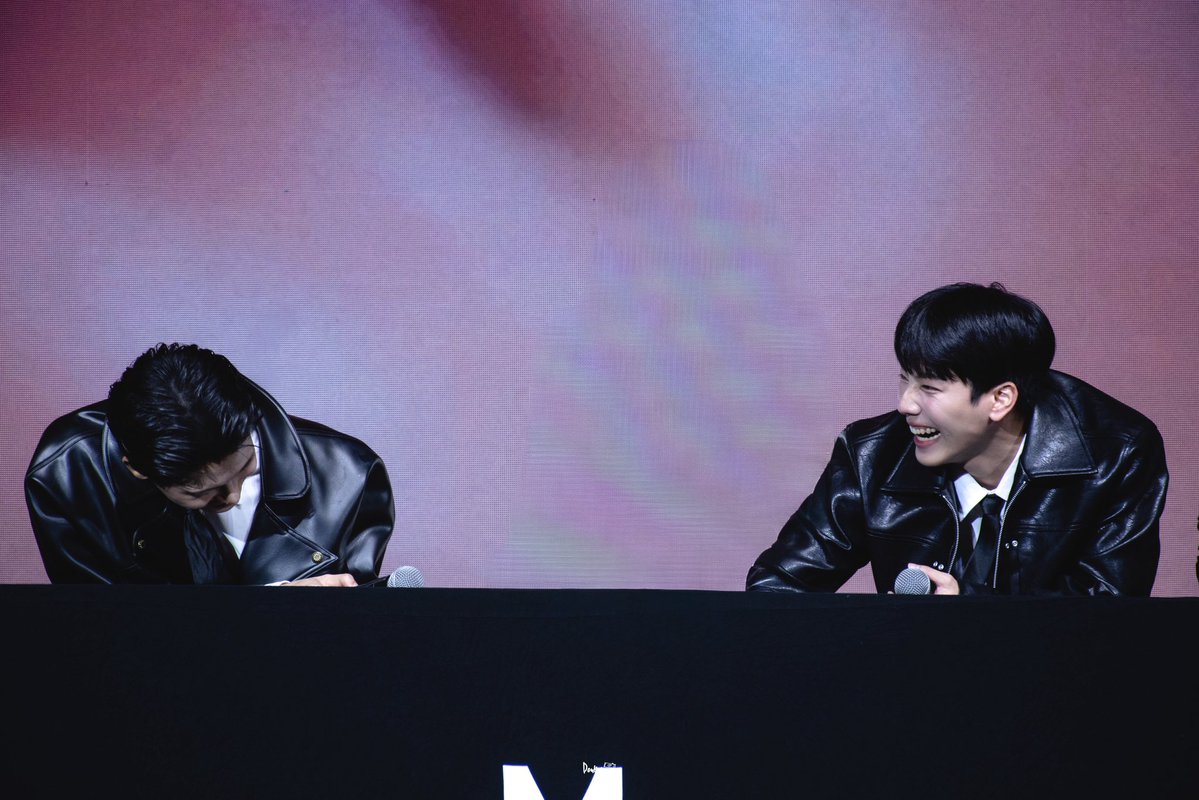 doubleminee tweet picture