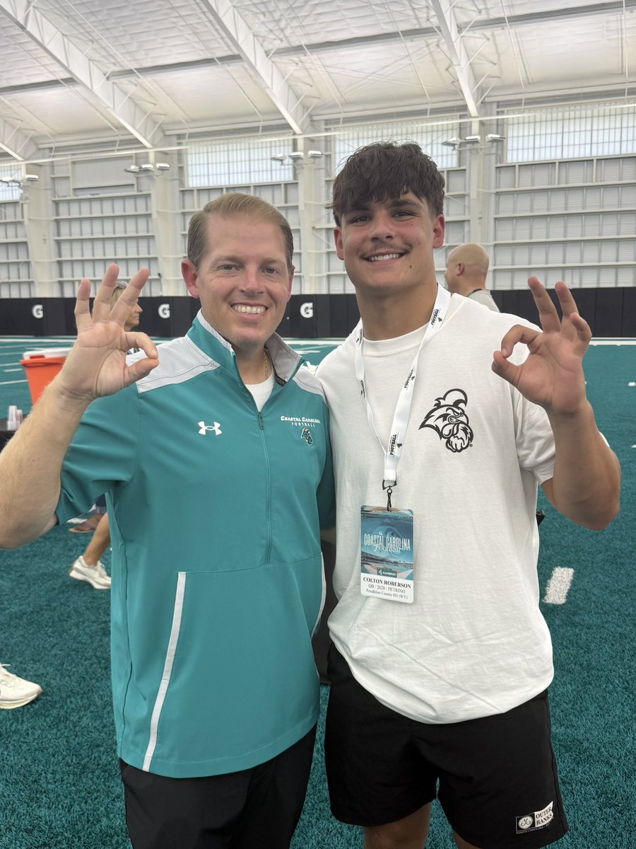 ColtonRoberson4's tweet photo. Had a great time down at @BallAtTheBeach, Thank you @IM_THEEACEWALES for the invite to come down and the great hospitality! Can’t wait to come back down!!
#keepworkinghard 

@_CoachDowning @Ry_Beard @NickPetrinoCCU @L_Armstrong3 @CoachLDScott @SchillerWilson @ChadSimmons_ @CoachCParrott @CMAnderson247 @PrepRedzoneWV @CoalfieldsCo @MetroNewsSports @BrianDohn247