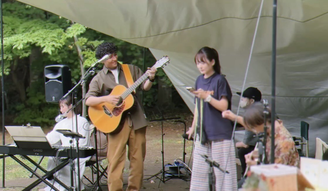 watanabestasc's tweet photo. YOHAKU CAMP in 紅櫻アウトドア ガーデン
最高の天気でヨハキャン日和でした！
東京から帰ってきた唯ちゃんと、初参加の聡子ちゃん、そしてサポートギタリストの藤田ユウトくんと。
皆さん忙しい日々の余白を楽しんでもらえたようで良かったです☕️
かくいう私は全く余白がなく、コーヒー落としてライブしてコーヒー落としてサインしてコーヒー落としてコーヒー落として気付けば夜でした。ヘトヘト笑
ベスタコーヒーもBBQセットも完売☆
ご来場いただいた皆さんありがとうございましたー！

Set List
1. Night Bird
2. ゆきつばき
3. i
4. 同じ空を見ている
5. シグナル w/藤田ユウト
Session
1. to U 
2. 今宵の月のように
3. 星のかけらを探しにいこう