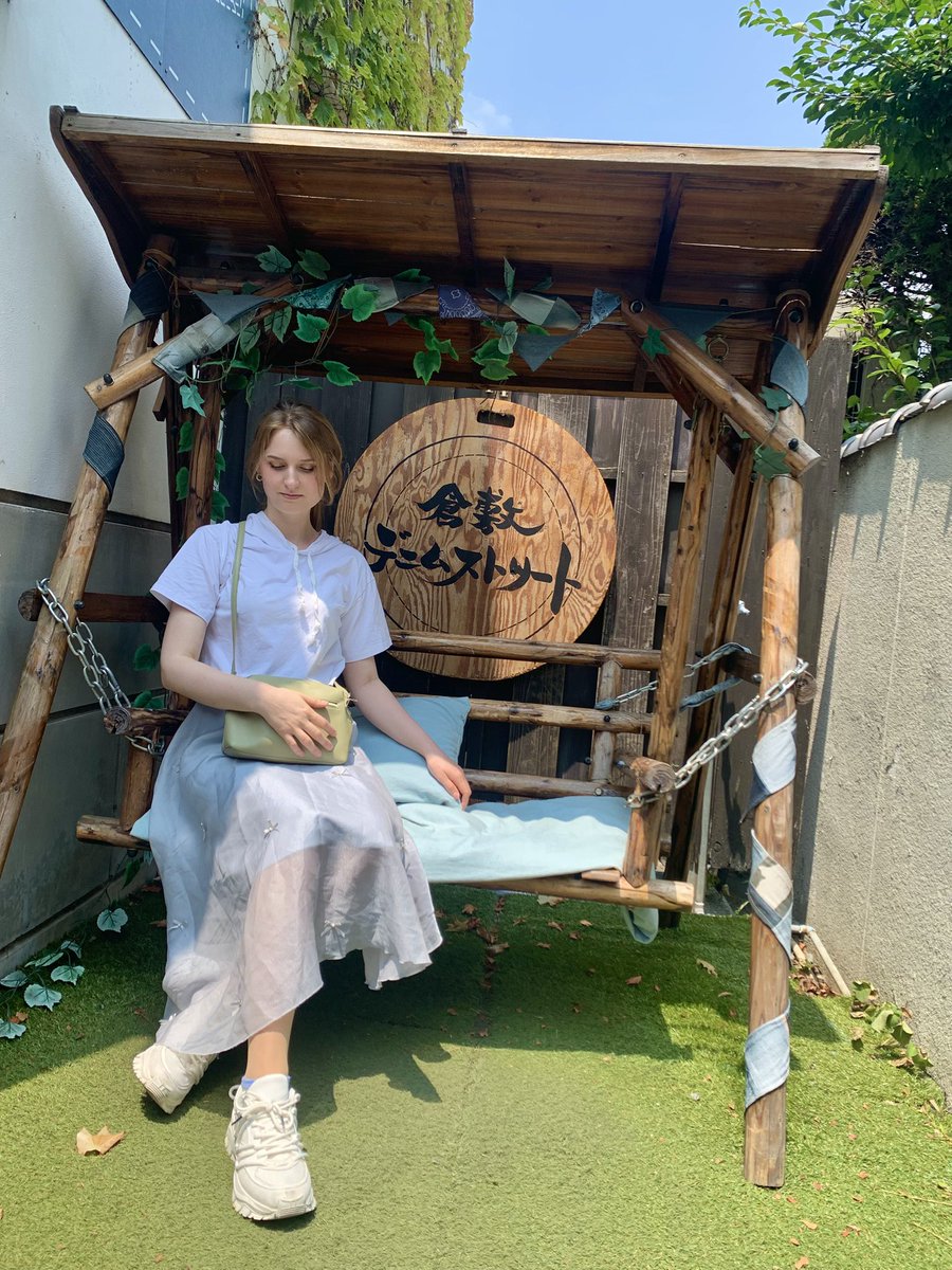 sonnya_jpn's tweet photo. 倉敷に行きました💫 街も天気も素晴らしかったです！✨ 
倉敷は本当に素晴らしいところです( *´꒳`* )♡
⁡
#ドイツ人 #モデル #showroom配信 #倉敷 #デニムストリート https://t.co/rLHMv1AhAX