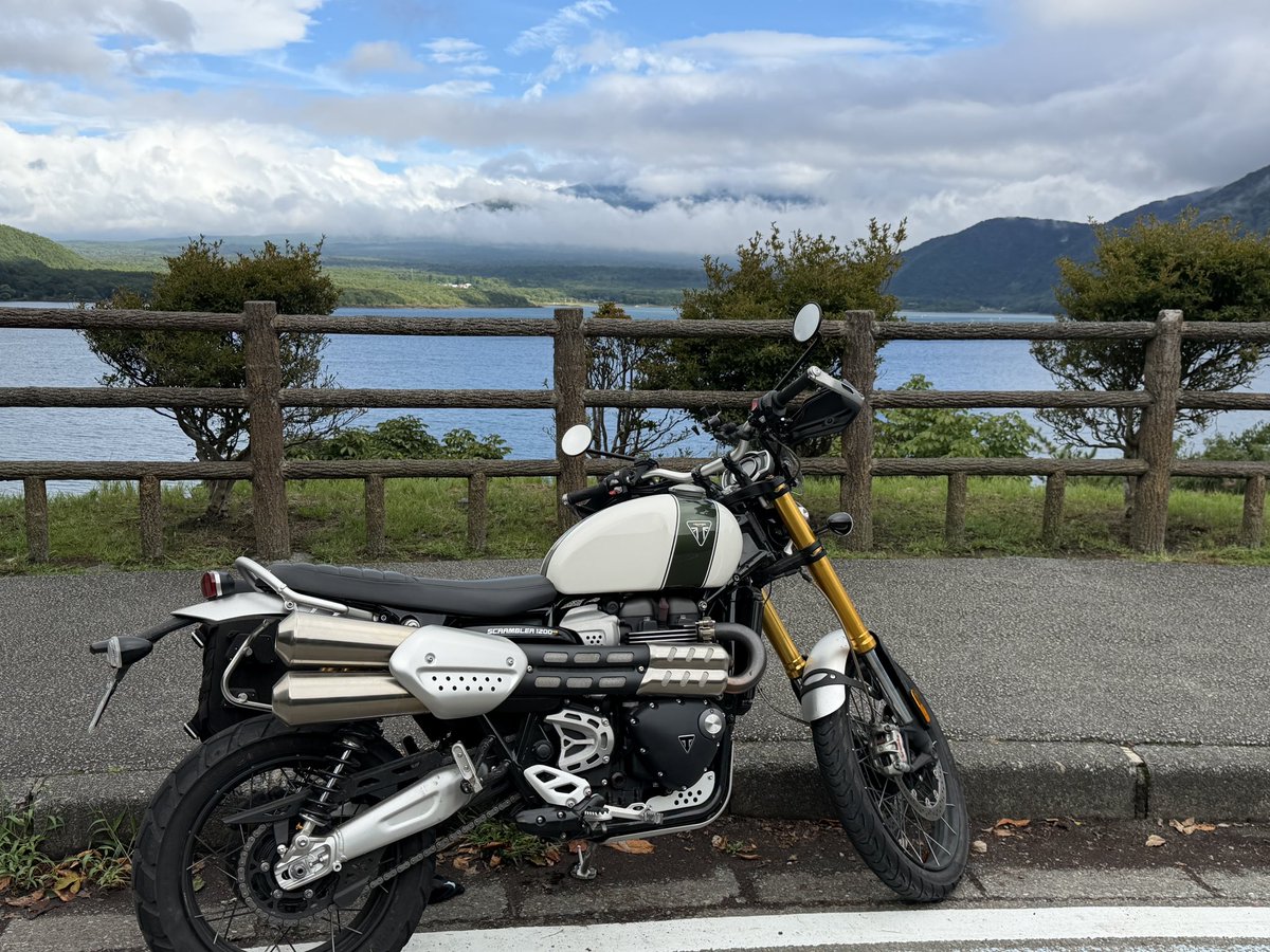 ktk2412's tweet photo. 久しぶりに雨ガッパ着て走りましたよ https://t.co/MWplYH1lWs
