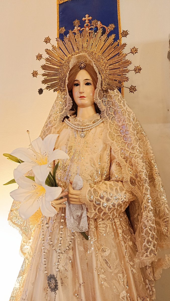cleverobin's tweet photo. Beautiful Marian images at the 5th Dau Marian Exhibit. �� #MarianExhibit #BlessedSunday #MamaMary #SLRPDau #WhenInPampanga https://t.co/3lfNeYTWci