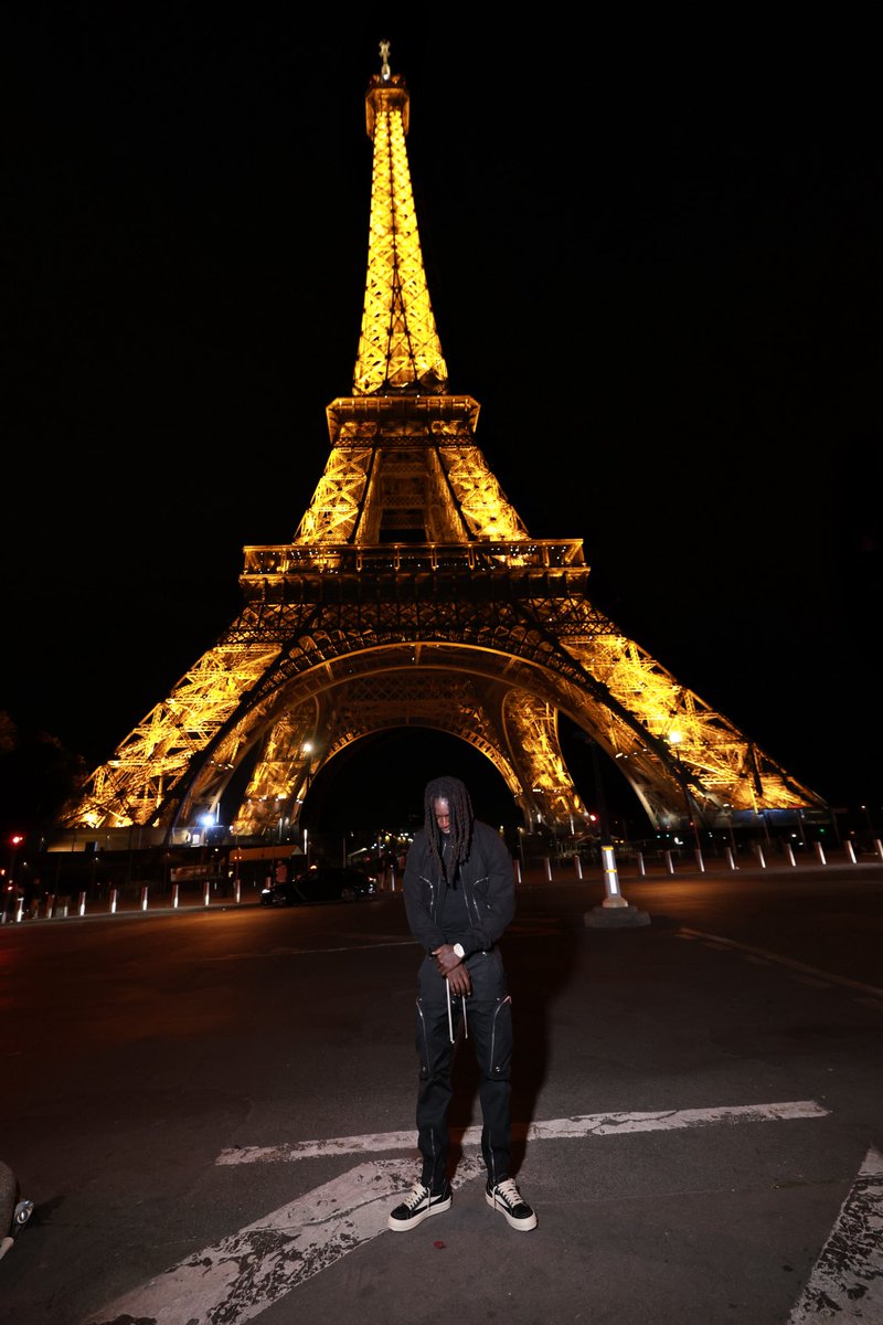 a1fbgjefe's tweet photo. Went to the Jay z show in Paris 🇫🇷  #Internasional #badness https://t.co/4mhWcDjoYy