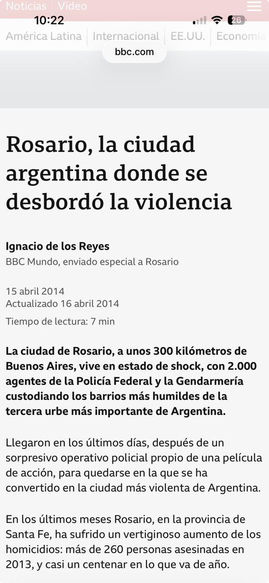 NereaTacari's tweet photo. @HernanFunes @suramericanos26 Se te olvidó esta foto. Son 30 años de la misma fuerza gobernando la ciudad de Rosario. Tres décadas que terminaron sumergiendo a lxs vecinxs en la narcocriminalidad. Menos recortes selectivos, más rigurosidad https://t.co/KF4OW3UpDm