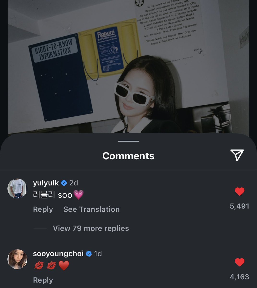jisoomars's tweet photo. yuri and sooyoung fighting for her adoption papers https://t.co/oY71Op0wLU