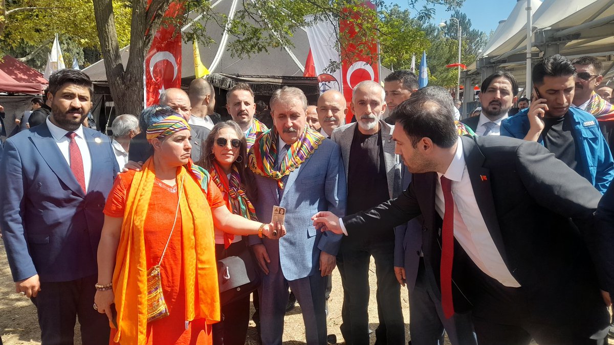 Bursacssmderneg's tweet photo. 745.ErtuğrulGazi yi Anma ve Yörük Şenliklerinde 
Sayın @Mustafa_Destici ile Federasyonumuzu Temsilen Görüşme Sağladık 
Bizleri Kabul eden 
Sayın başkanımıza Teşekkür ediyor önümüzdeki günlerde desteklerinin devamını bekliyoruz 
Komisyonda Adil Olun
#PlandaStajyerBütçedeçırakOlsun https://t.co/nvQod0XYOr