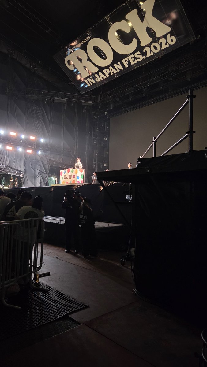 SuMi_nya_'s tweet photo. 最前だけど距離が！遠い！
#DJ和写真下手部 https://t.co/Mvrz4vfpLT