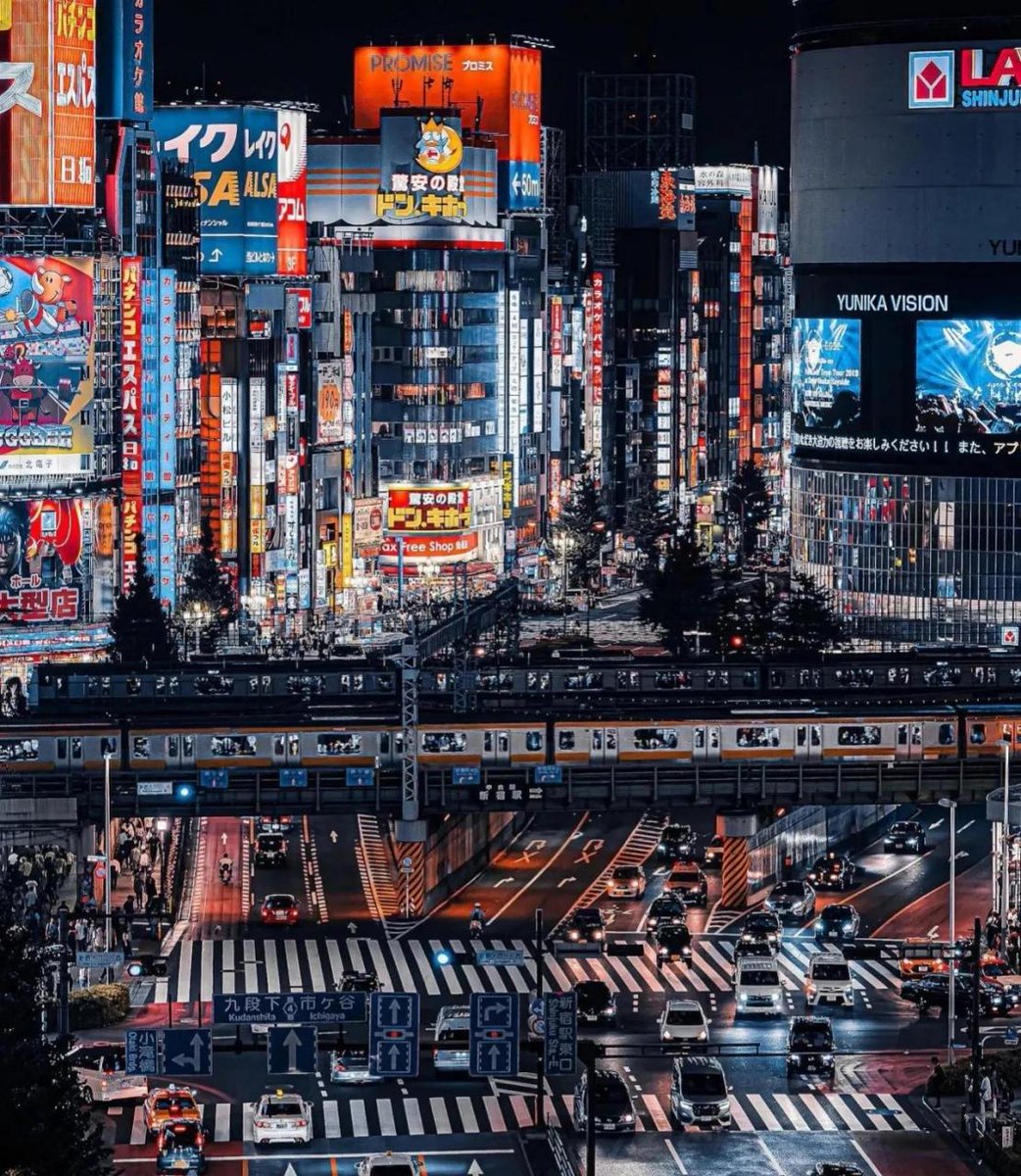 JacksonCropic's tweet photo. Just wrapped a quick work trip to Tokyo—late-night ramen + skyline views hit different. https://t.co/htJVFVrpaO