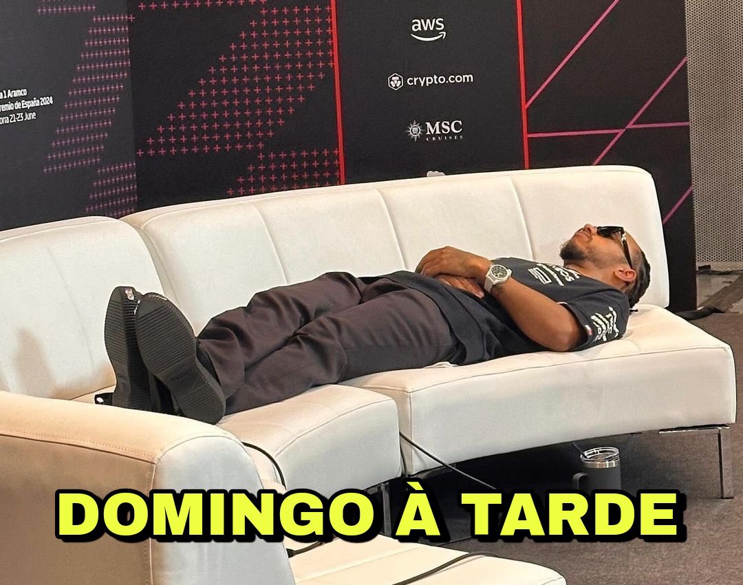 loryxt___'s tweet photo. pelo amor de deus https://t.co/vLm5OBJBAb
