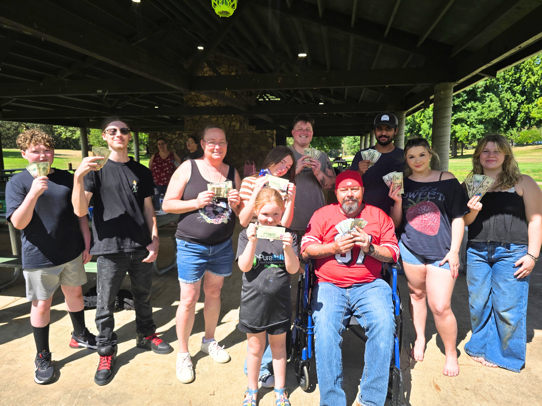 PureBulk's tweet photo. 🏆 Some came to play. Some came to win. And some just came for the cash. 😂💰

Our PureBulk company picnic brought out the competitive spirit, and we’ve got some well-deserved winners to celebrate!

From winning the games to getting lucky in the company drawing, congratulations to everyone who took home a prize! 🎉👏

We work hard together, have fun together, and every once in a while… somebody gets to walk away with the cash. 😉

That’s the PureBulk family! 💙

#PureBulk #GameDayWinners