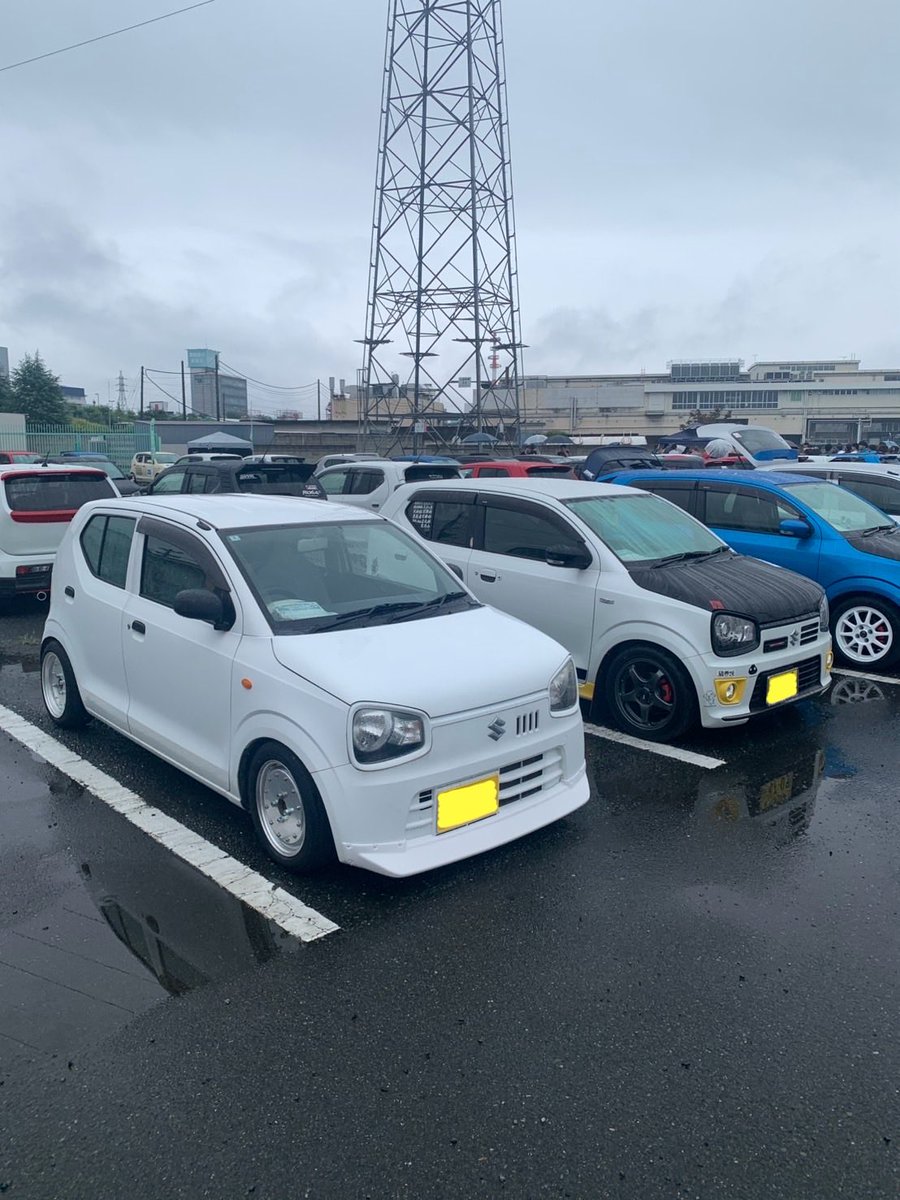 HA36V4649's tweet photo. 早いもので #36アルト爽やかオフ会 から1週間経ちました
旧車のイベント以外は初めての #アルト のイベントで新鮮で楽しめました
いろいろカスタムしてあるアルトばかりで、刺激を受けました
旧車系のホイールの車も多くて、勝手にシンパシーを感じて写真を撮りまくりました
#アルトワークス #HA36S https://t.co/nA5rHu2IM1