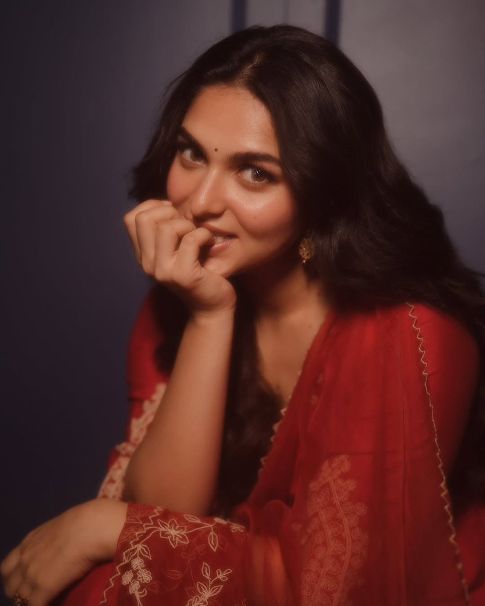 Actressverse69's tweet photo. Imagine blink first game with her😍
.
.
.
#KayaduLohar #Kayadu #KayaduLoharFans #Actress #Model #IndianActress #SouthIndianActress #MarathiActress #MalayalamActress #TrendingReels #ViralReels #InstaReels #FanEdit #CelebrityEdit #ReelsIndia https://t.co/Prmqi3IMbk