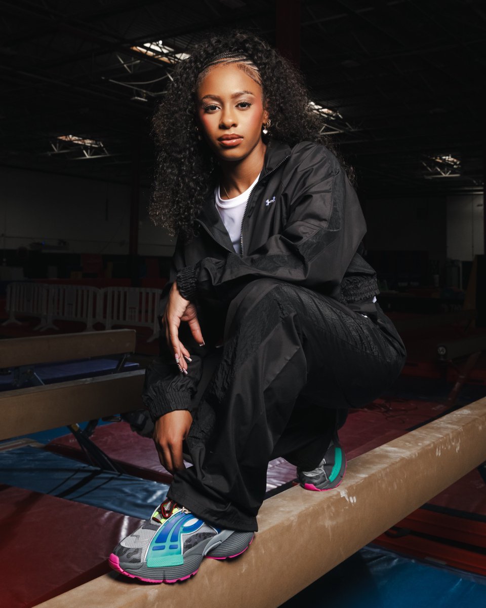 DTLRVILLA's tweet photo. When fashion and athletics comes together! the #Underarmour Woven set
and Arc 96 ‘fresh set’ is available in-store and online at https://t.co/r3wstZuDEh. https://t.co/vuwBa2opyh