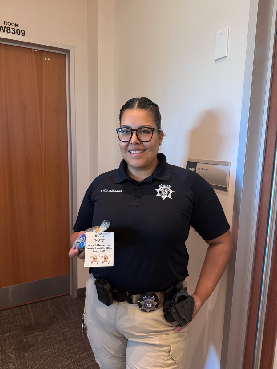 AdamsCoSheriff's tweet photo. #ShoutoutSunday
This week, we received a very kind note from the “Kindness Counts” group at the Sue Corbett Active Adult Center at Eagle View.

They wanted to pass along their appreciation for the work our deputies do in the Brighton community. They also sent several bags of candy for our staff!

The note and treats were very well received. We know the vast majority of our community supports law enforcement, but we certainly don’t mind hearing it from you!

Thank you to the Kindness Counts group for thinking of us. Our staff truly appreciated the kind words and thoughtful gesture!

#AdamsCounty #BrightonCO #Community #KindnessCounts