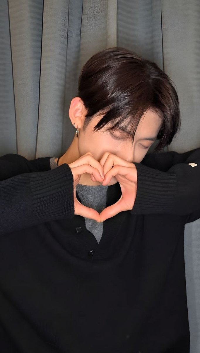 mint_kookmin's tweet photo. HAPPY YEONJUN DAY🎉🫶🏻
#YouAlwaysShineYeonjun https://t.co/yi4veSx60W
