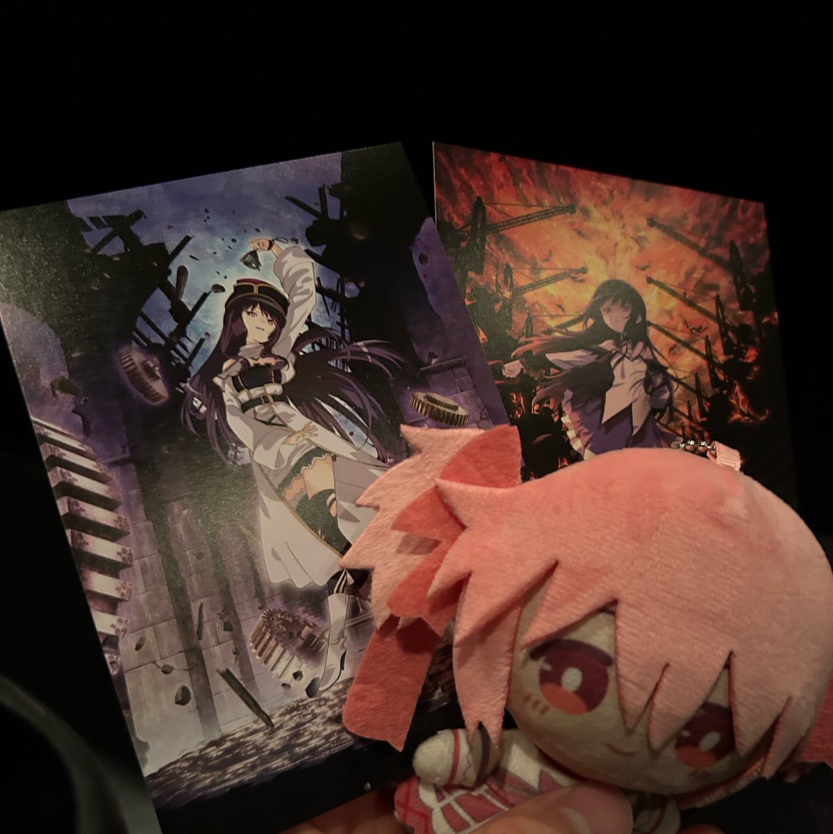 ryu356dondoko's tweet photo. 2廻天目
変なポーズで決めゼリフ言うワスちゃんかわいい
さやかの戦闘シーンクソかっこいい
まどかの衣装来た着ぐるみのクマが子供たちからボール投げられてるのが全ての呪いを背負う暗示になっててとても良い
変なポーズで決めゼリフ言うワスちゃんかわいい
ワスちゃんかわいい https://t.co/2cSxjxwJxp
