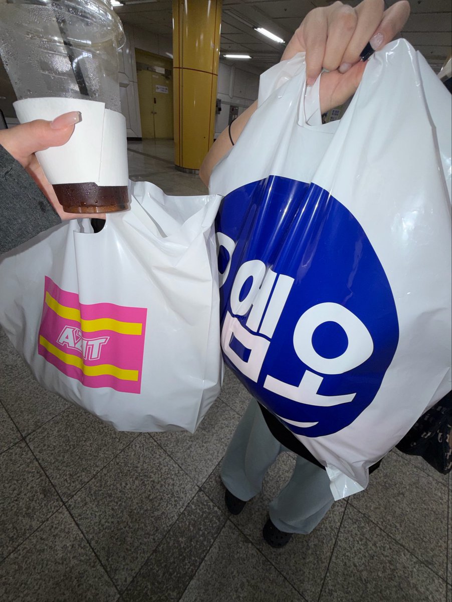 bokking100's tweet photo. 동묘에서모여마치세미나 https://t.co/HbU67COa38