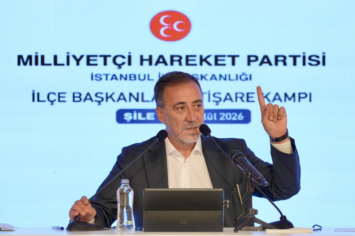 BBvolkanyilmaz's tweet photo. Milliyetçi Hareket Partisi İstanbul İl Başkanlığı olarak düzenlediğimiz 12-13 Eylül tarihlerini kapsayan İstişare Toplantımızı bugün itibariyle tamamladık.

Başlangıcından sonuna kadar verimli sunumların ve istişarelerin yapıldığı toplantımızın bugünkü bölümünde Teşkilatlarımızın önümüzdeki günlerde yapacağı saha çalışmalarını ve programları planladık.   

Daha güçlü ve her geçen gün etki alanını arttıran bir Teşkilat yapısı için, dava arkadaşlarımızın görüş ve önerilerini aldık.

Sonuç olarak, Genel Başkanımız Sayın Devlet Bahçeli'nin gösterdiği istikamet doğrultusunda, İstanbul'la buluşmak, İstanbullularla kucaklaşmak için gün bugündür dedik.

İstişare Toplantımıza görüş ve önerileriyle katkı sağlayan tüm Teşkilat mensuplarımıza  teşekkür ediyor, üstün başarılar diliyorum.