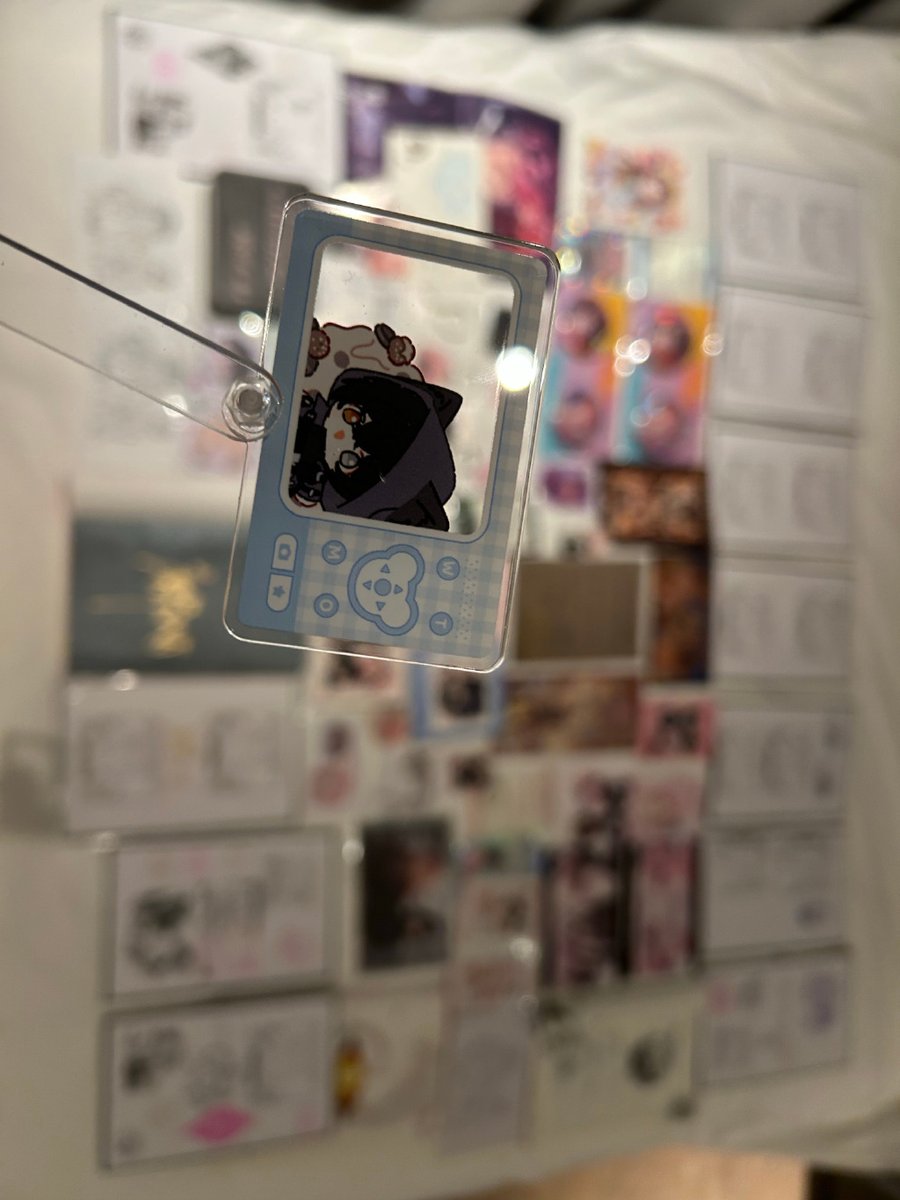 airse744204's tweet photo. Just checked in at the city's hottest comic con! Met amazing creators, scored exclusive merch, and left with a full planner for next year's events https://t.co/RmtxckGmyh