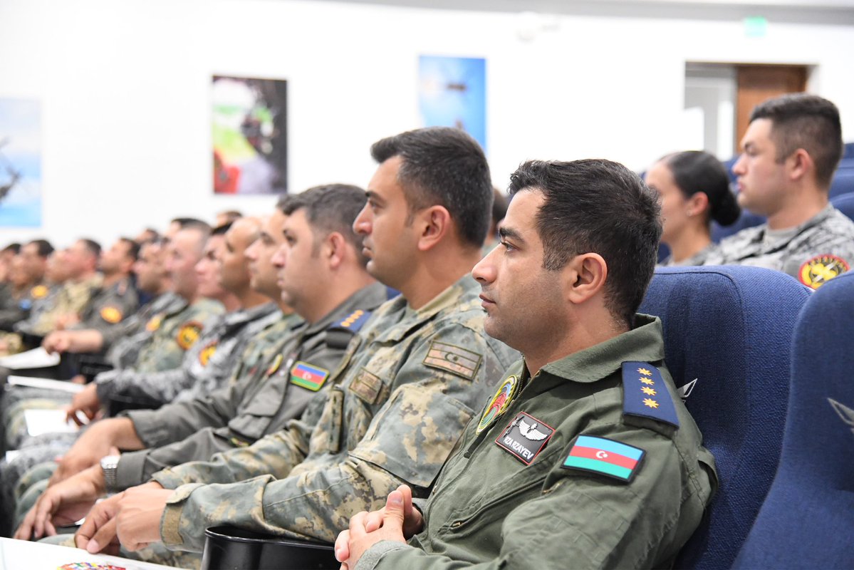 FuerzaAereaCol's tweet photo. 🌎✈️ Por primera vez en Colombia, se desarrolló el Tactical Evaluation Course (Taceval) de la OTAN, un ejercicio que permitió fortalecer la interoperabilidad, intercambiar experiencias e identificar oportunidades de mejora en las capacidades operacionales de las Fuerzas participantes, reafirmando el compromiso de su @FuerzaAereaCol con la cooperación internacional. 🇨🇴🤝

➡️ https://t.co/mq2YTnvWzt

#AliadosPorElMundo 
#AdAstra🚀