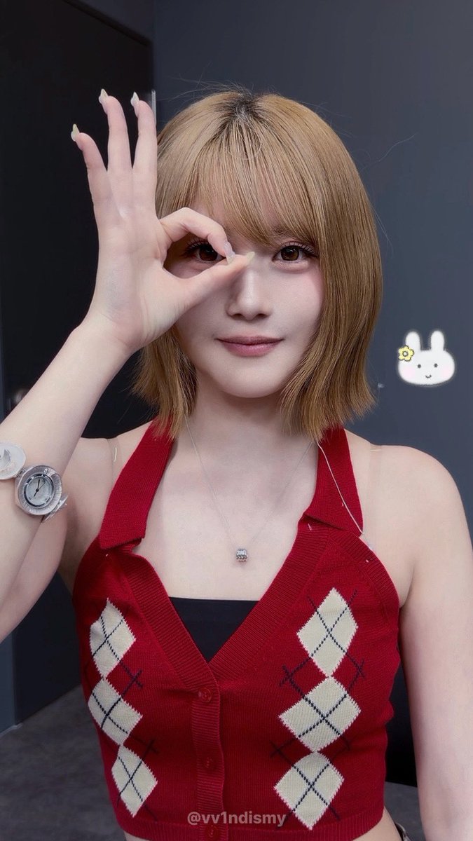 vv1ndismy's tweet photo. 차렷하구잇는거 왤케얼딩 ㅋㅋ https://t.co/WoUcdvDUpK