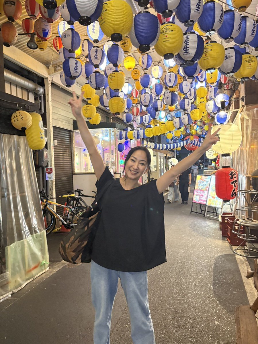 0927Satoku's tweet photo. 大阪ありがとうございました！！
はじめましての方もたくさん来てくれた！！本当に楽しく賑やかな2日間でした！！
今回旅立った作品たちー！たくさん可愛がってもらうんだよ！！
徳さんご夫妻今回もお世話になりました！！
改めてみんなー！！！ありがとう！！！！ https://t.co/d0LkIf1ifu