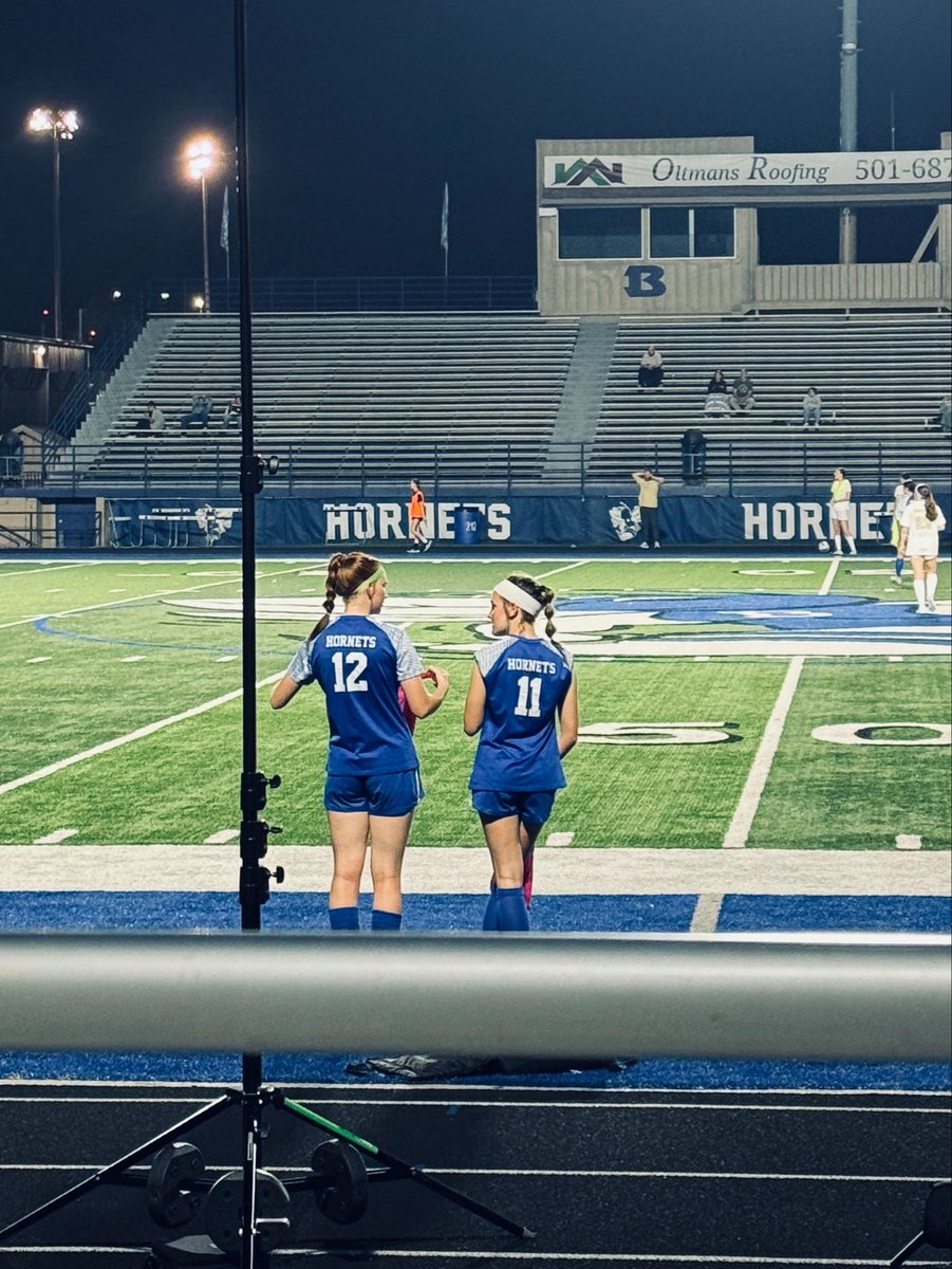 Anika_M5's tweet photo. can’t wait to be back under the lights💙 #GoHornets #Soccer #ClassOf2029 https://t.co/3ALialGtIa