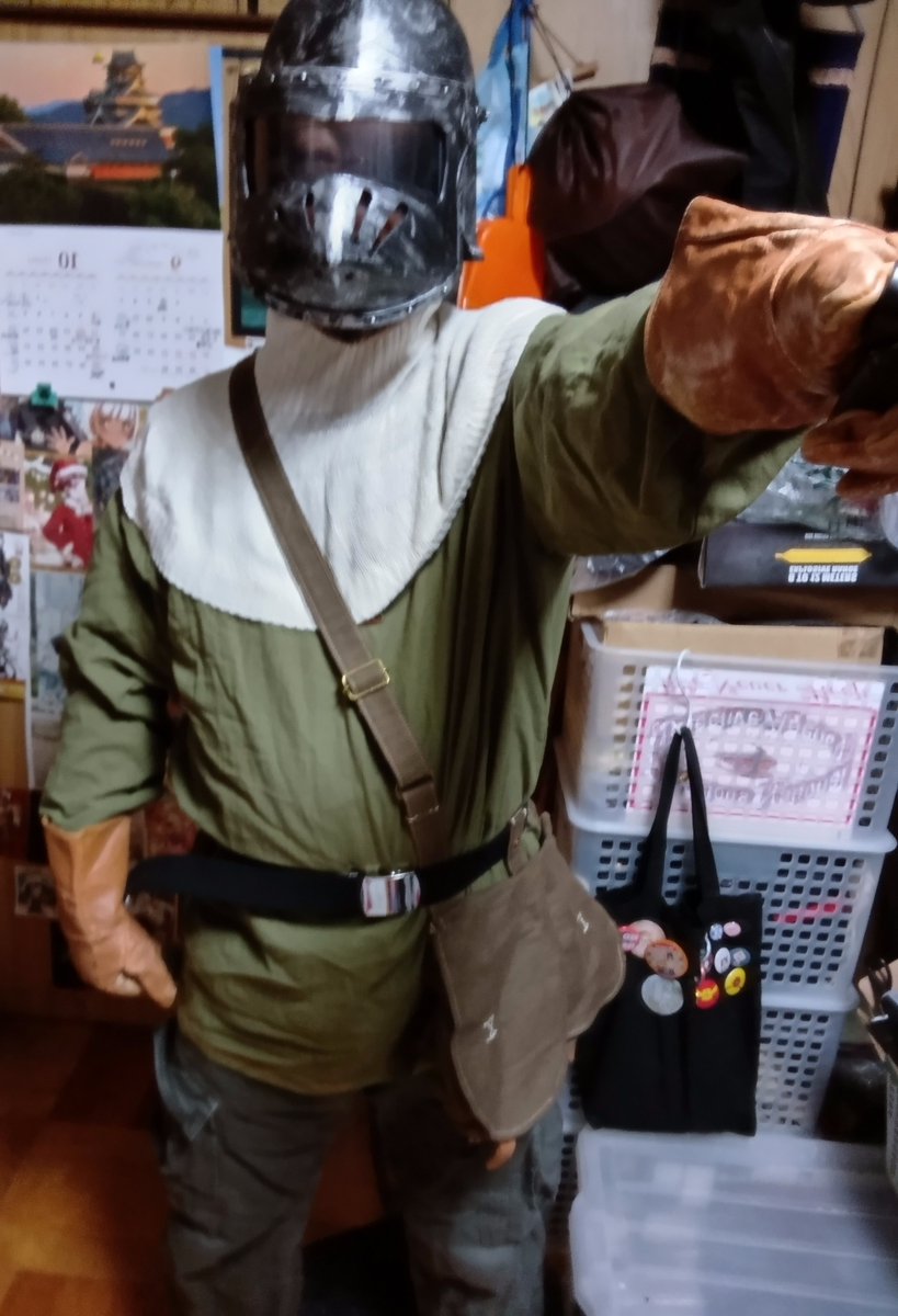 hetadoku's tweet photo. トルメキア兵が一通り揃ったので試着。
あ、ストラップはフードの下通しだったか......鞄も前過ぎた。
次回撮る時が有ったら気を付けよう。 https://t.co/5vLrIr6JkD
