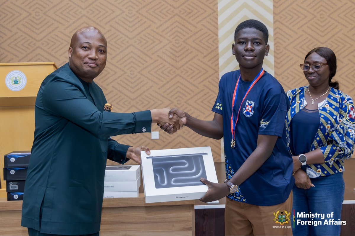 S_OkudzetoAblak's tweet photo. North Tongu celebrates Jesse Kekeli Afudego who hails from Battor in my beloved constituency. 

During my interaction with our freshly admitted 2,269 SHS students in North Tongu yesterday, I urged all our young learners to be inspired by Kekeli’s PRESEC NSMQ exploits, and emulate his extraordinary example. 

Jesse Kekeli Afudego can count on our support and prayers as he pursues his plans to become an MIT trained engineer. 

Let’s keep dreaming and believing.