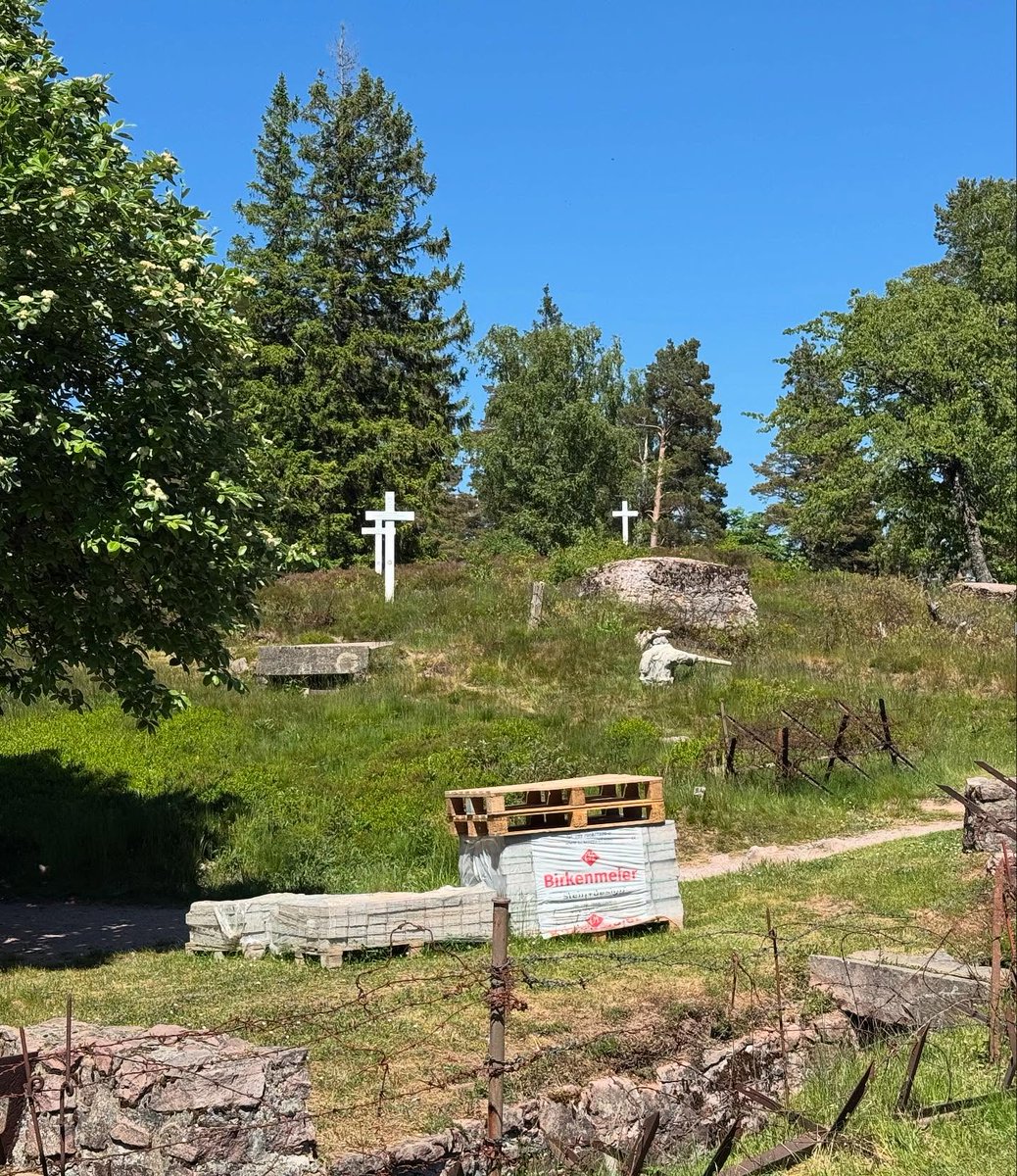 MerryMarceff4e's tweet photo. Vosges 2025, jour 2 : météo, trace et paysages au top. Une journée parfaite! https://t.co/wsw61RkHeG